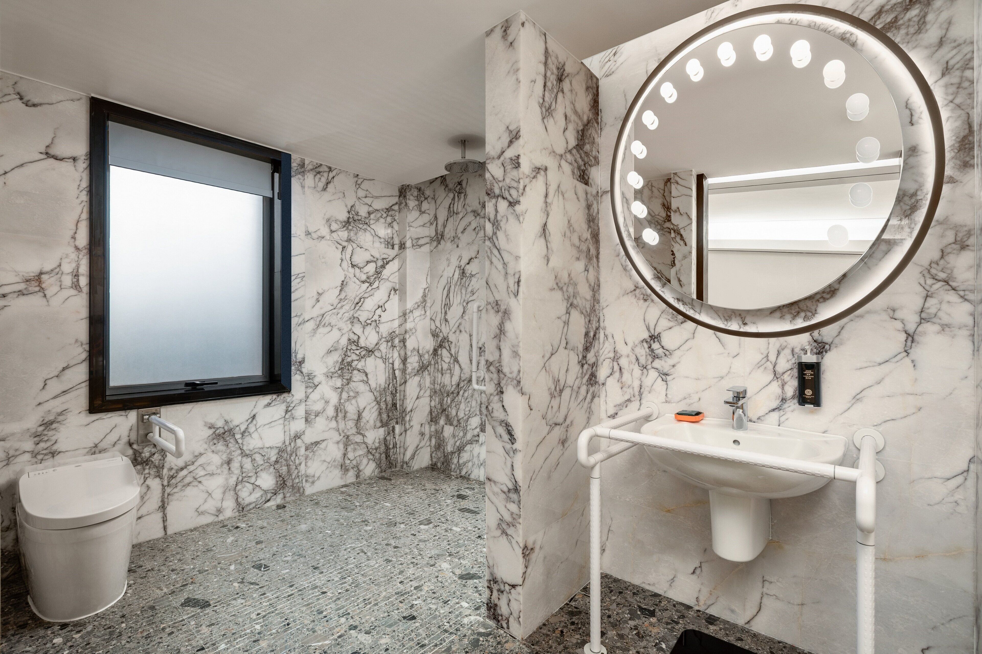 Photo - Hotel Indigo Guangzhou Haixinsha by IHG