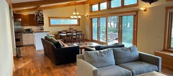Marrowstone Waterfront Cottage