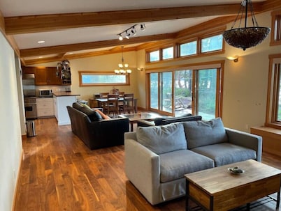 Marrowstone Waterfront Cottage