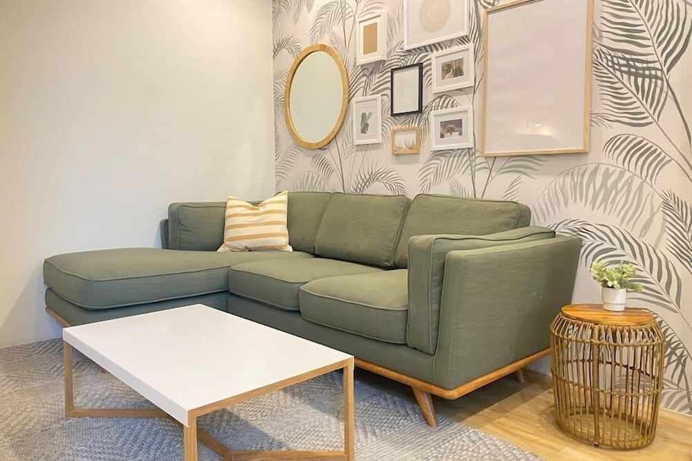 Cute & cozy near Uptown Waterloo