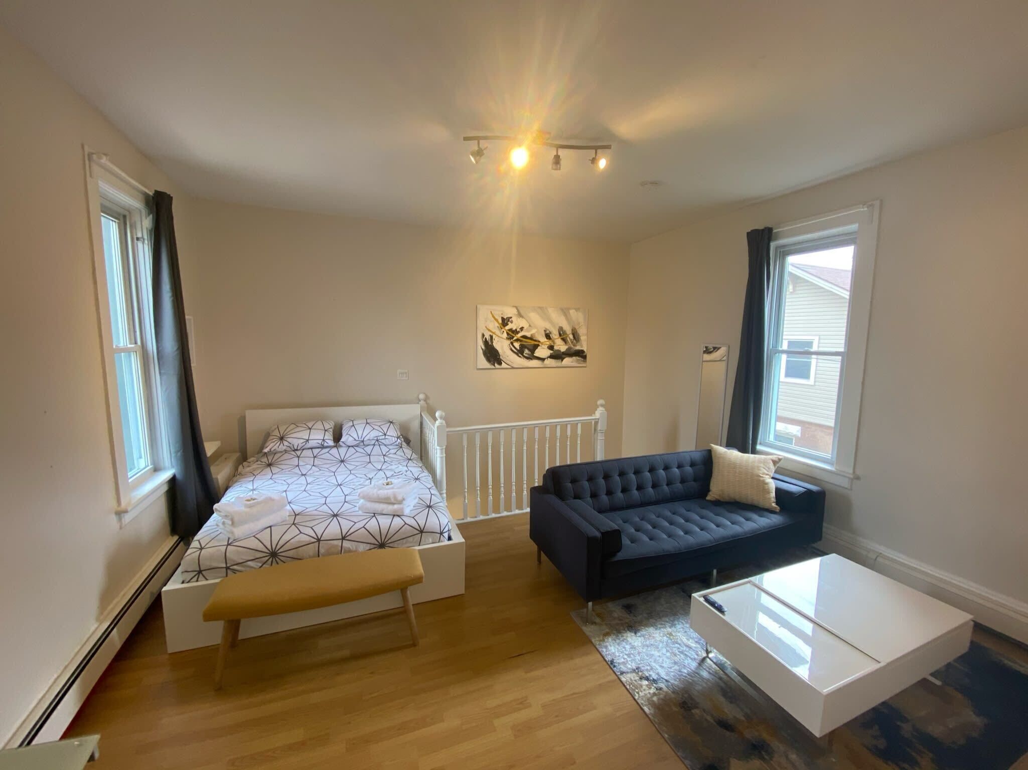 Top floor studio near hospital