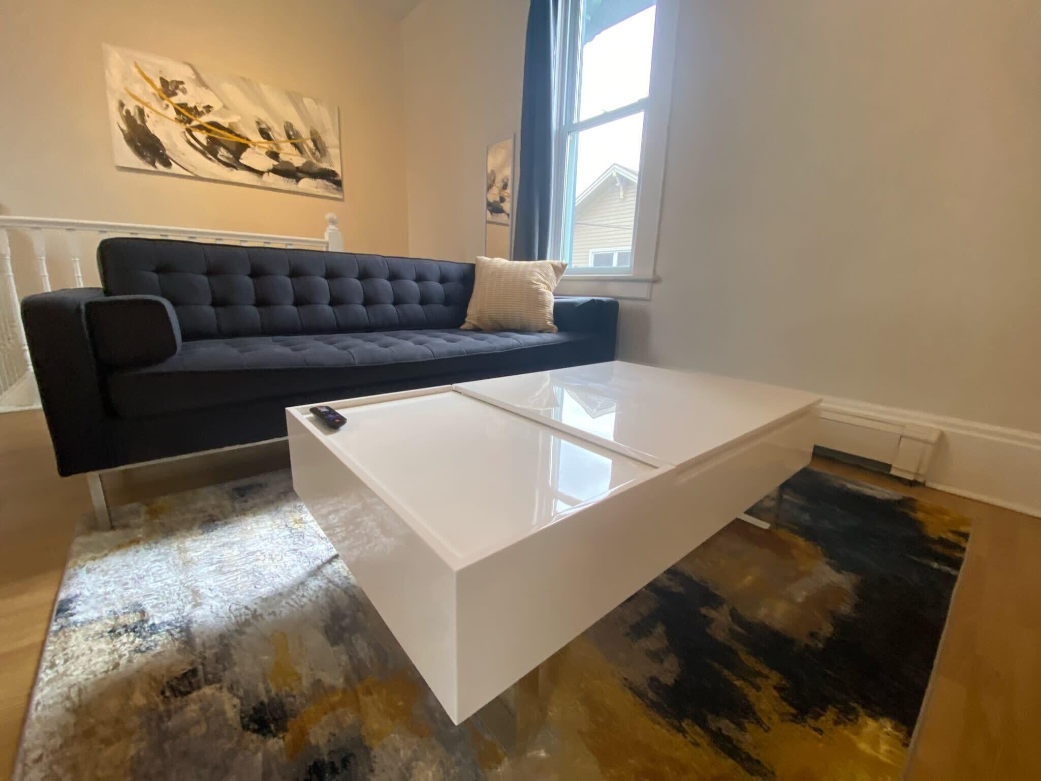 Top floor studio near hospital