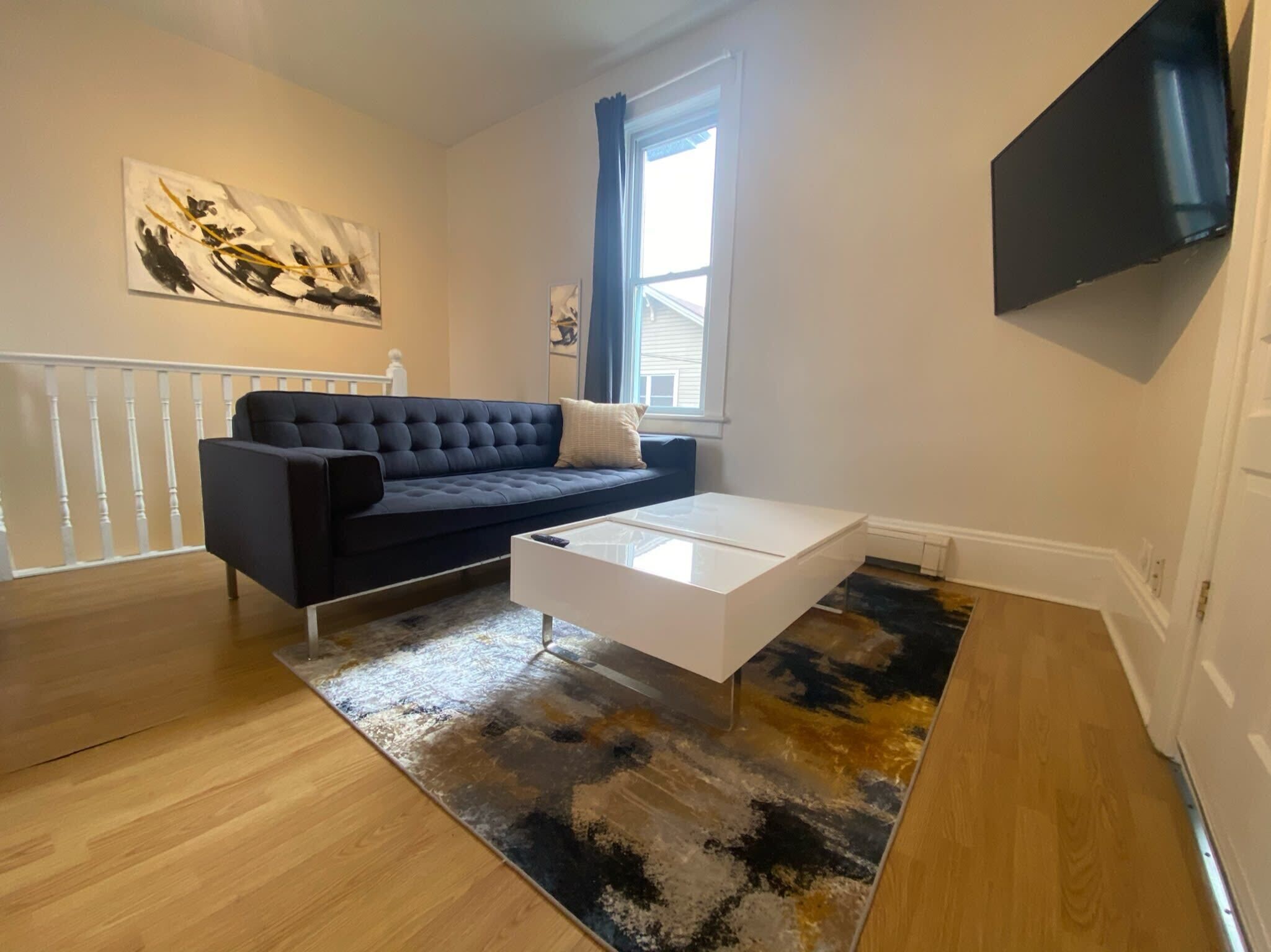 Top floor studio near hospital