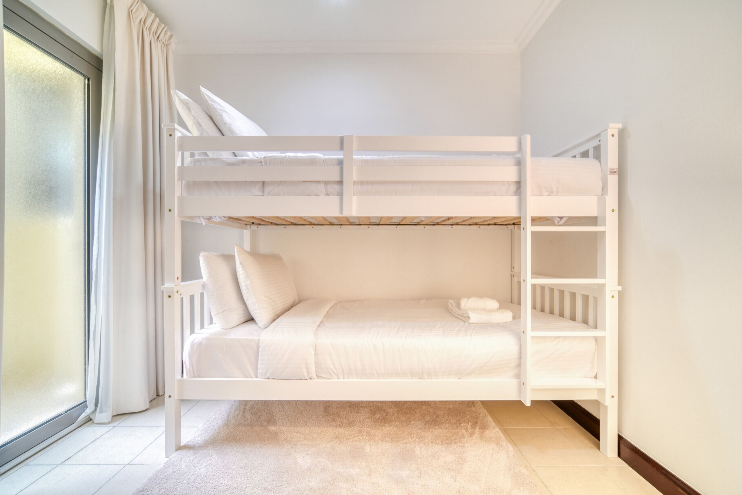 5 habitaciones y ropa de cama de alta calidad 