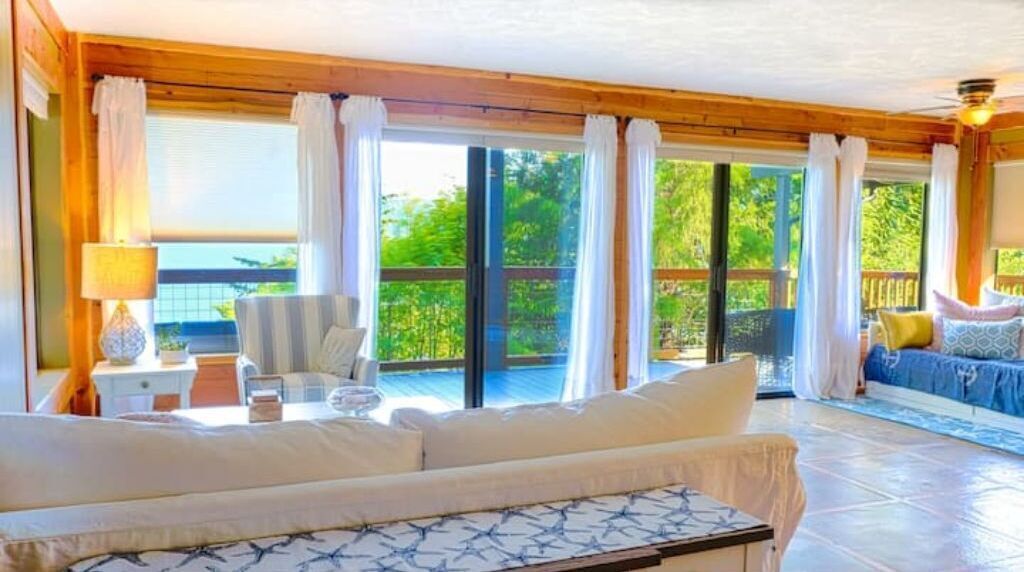 Hood Canal/Olympic Natl Forest Water View Getaway