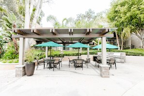 Exterior - Hale Aloha (Oceanside)