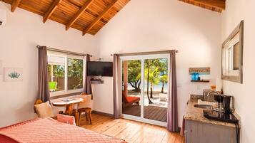 4 bedrooms, free WiFi, bed sheets