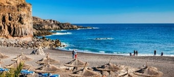 Central 2BR 200m from Ajabo Beach Callao Salvaje