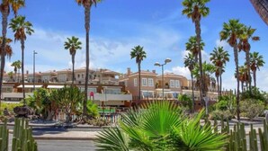 Exterior - Enjoy 1 BR Palm Mar next to pool (Palm-Mar)