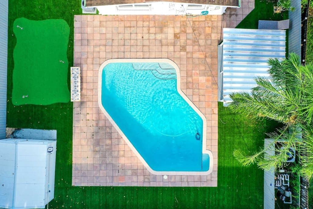 Heated Pool + Mini Golf Hollywood Oasis!