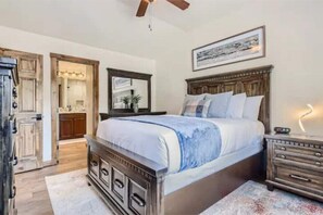 3 habitaciones, ropa de cama de alta calidad y camas con efecto memoria 