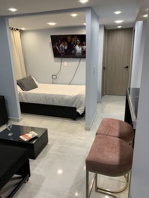 3 bedrooms, WiFi