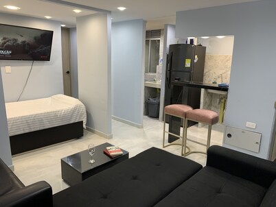 Apt new Superfurnished 2tv 4 Beds.
