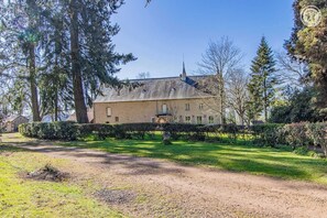 Exterior - le Logis du Parc - Martigny-le-comte (MARTIGNY-LE-COMTE)