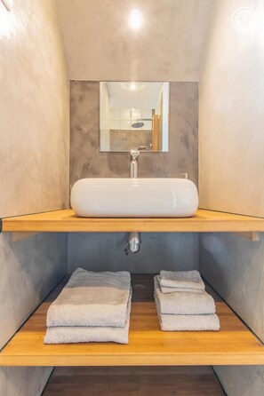 Badkar och handdukar