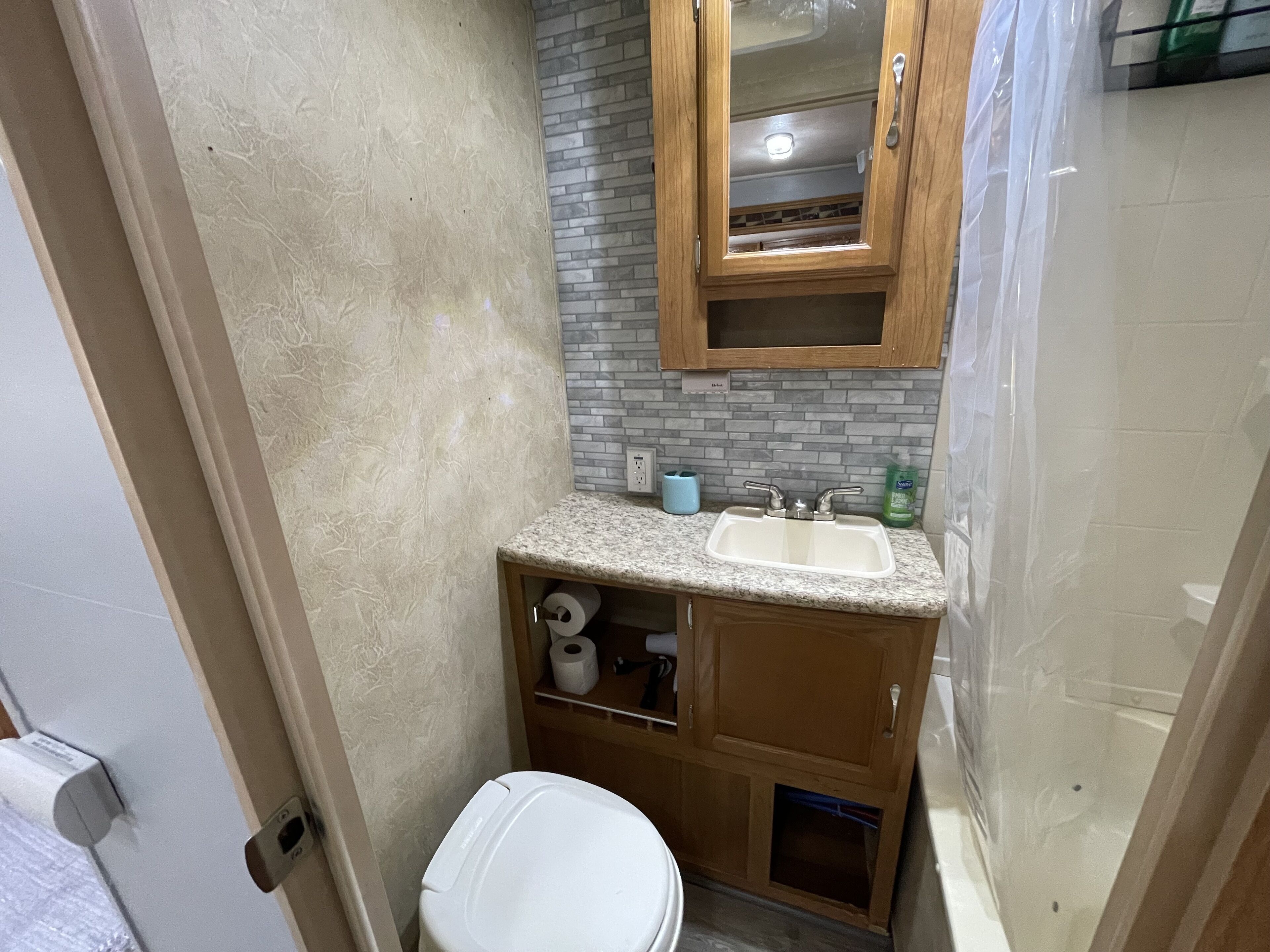 Ramblin Rose Mtn Camping w/Theater * Hot-Tub * Fire-Pit