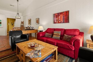 TV, fireplace, offices