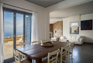 Dining - Luxury Cycladic Villa in Koundouros (Koundouros)