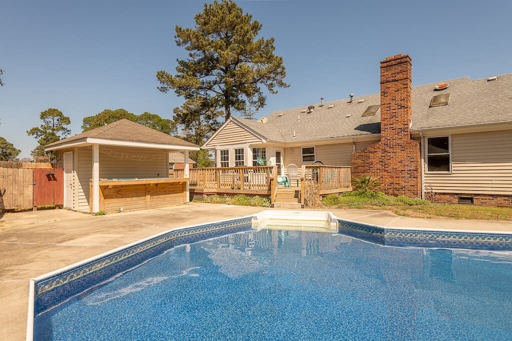 Beautiful 4bedroom vacation pool home, where relaxation & indulgence intertwine.