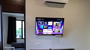 Deluxe appartement | 1 slaapkamer, een kluis op de kamer, een bureau