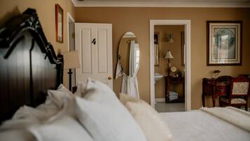 Premium Room | Egyptian cotton sheets, premium bedding, down comforters, pillowtop beds