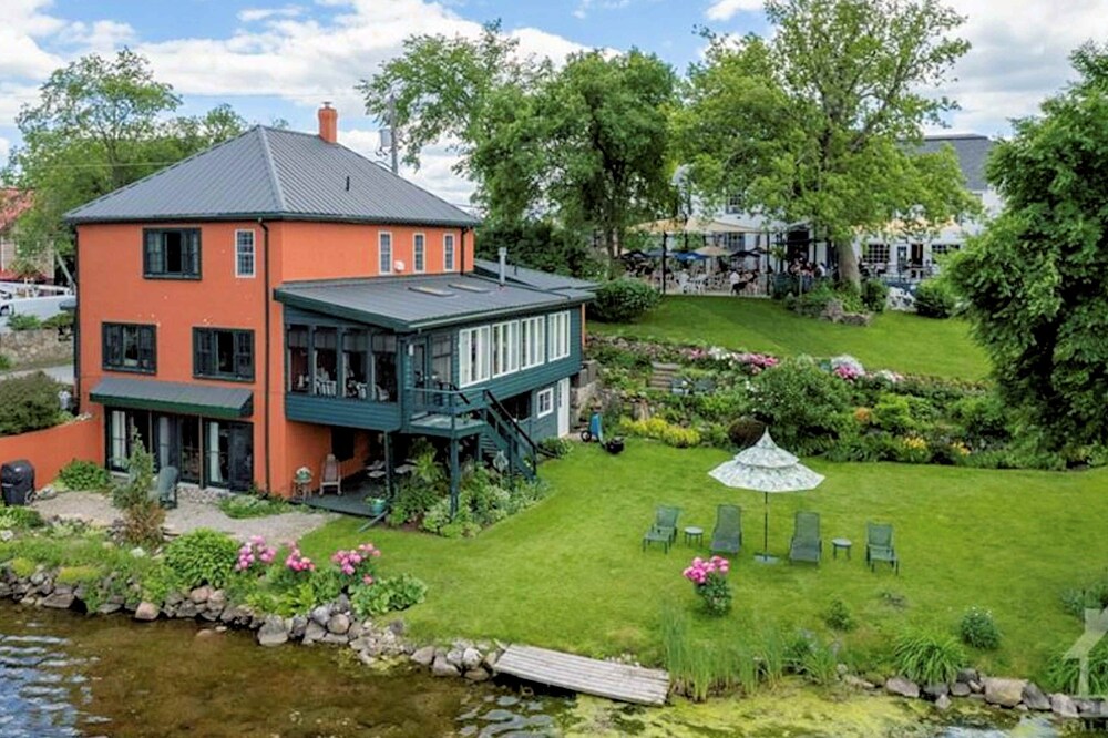 Upper Rideau Bed & Breakfast