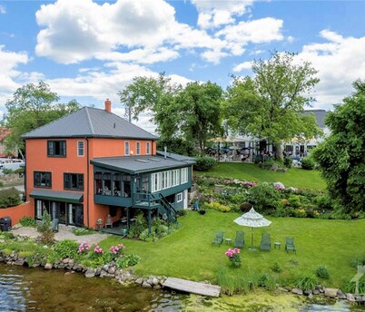 Upper Rideau Bed & Breakfast