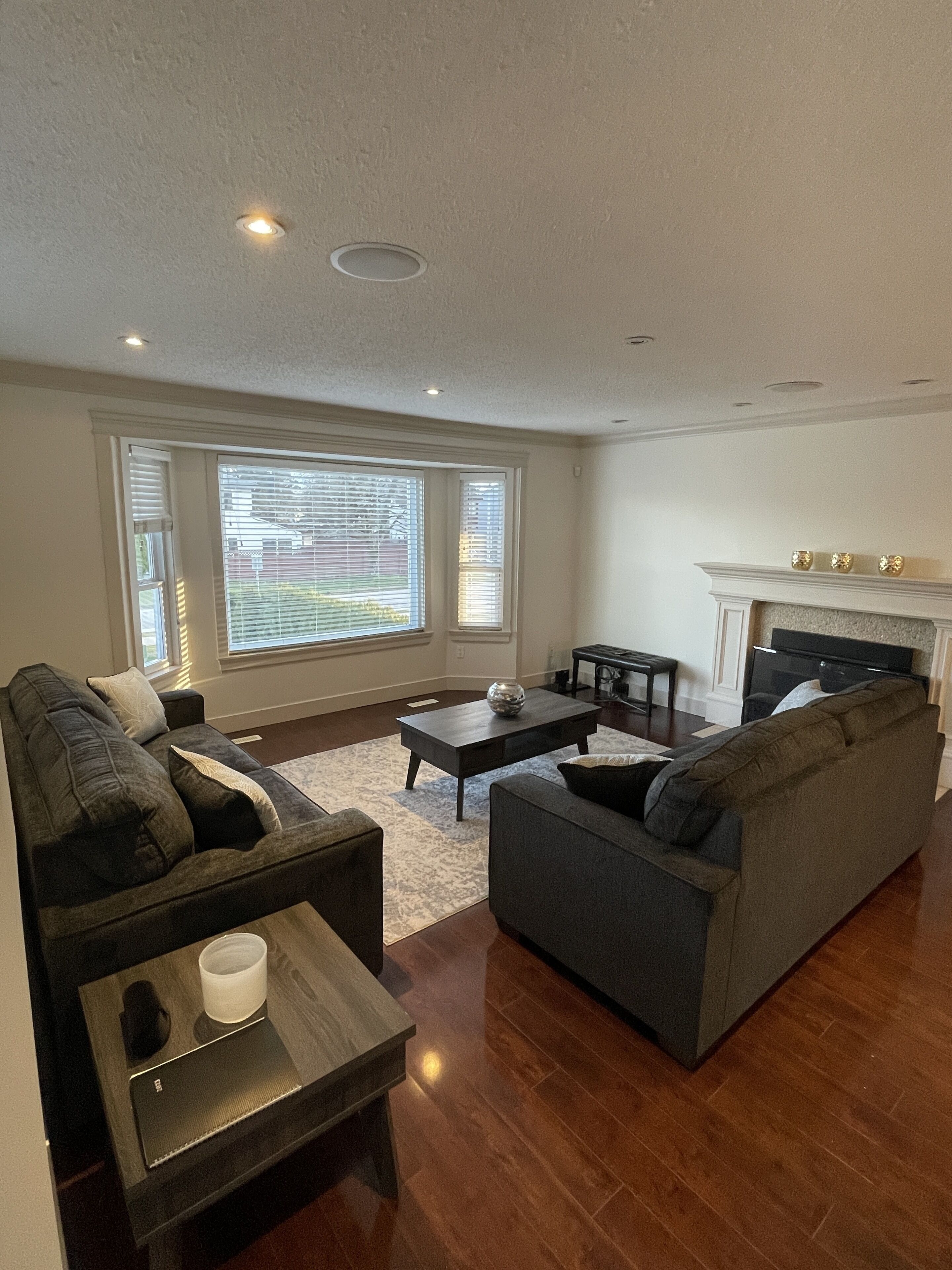 Spacious family home, full privacy & separate entrance! 