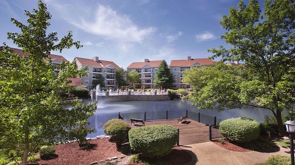 Property grounds - 1BD Deluxe/Branson - Pools, Gym, BBQ, Game Room! (Branson)