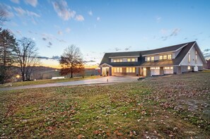 Exterior - Sunset Serenade in the Country (Eighty Four)