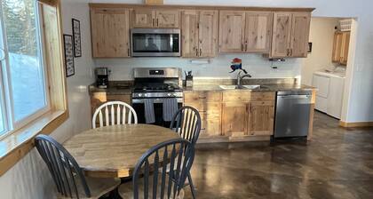 Soldotna Moose Lane Cottages #1 Central to Kenai Peninsula Fishing and Soldotna