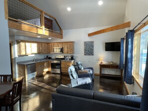 Interior - Soldotna Kenai Moose Lane Cottages # 3  Central to Kenai and Soldotna. (Soldotna)