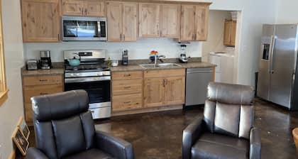 Soldotna Kenai Moose Lane Cottage # 4 Central to Kenai River Fishing