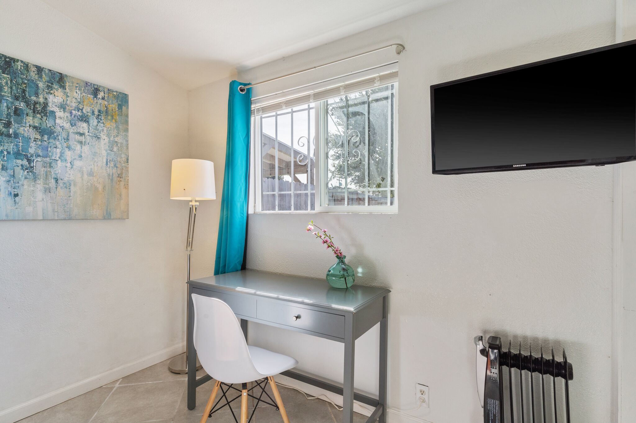 Convenient Cozy Cottage