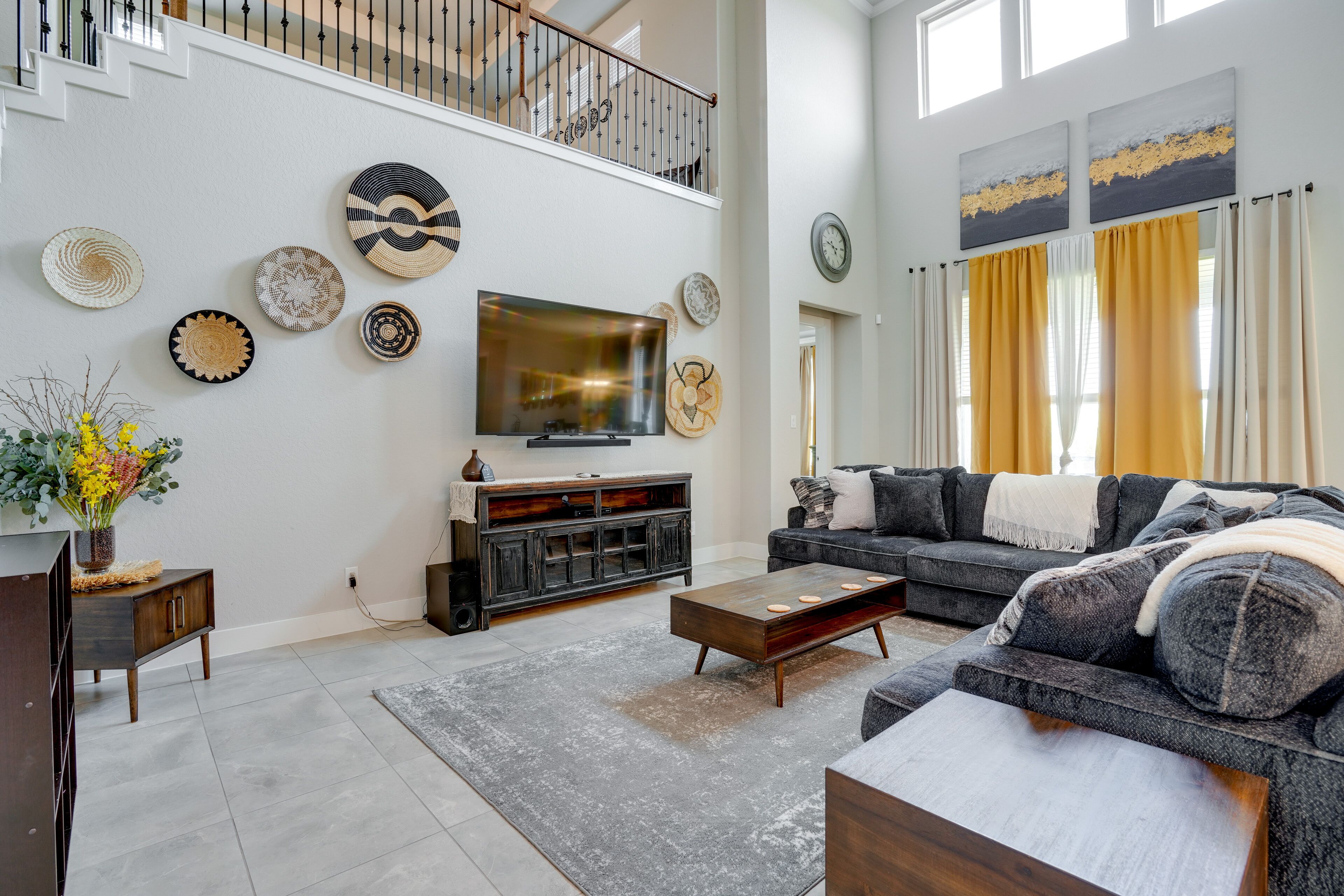 Spacious San Antonio Home 4 Mi to SeaWorld!