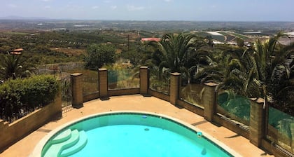Vintoca Private Oasis Suite Farm Retreat, Private Bedroom & Bathroom Grove, Pool & City View