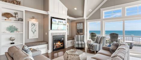 Flachbildfernseher, DVD-Player, Tischfußball