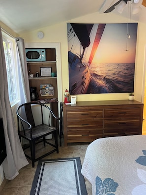 1 chambre, lit parapluie, Wi-Fi gratuit, draps fournis