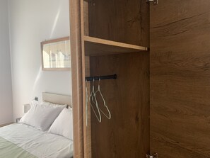 2 chambres, fer et planche Ă repasser, lit parapluie, Wi-Fi