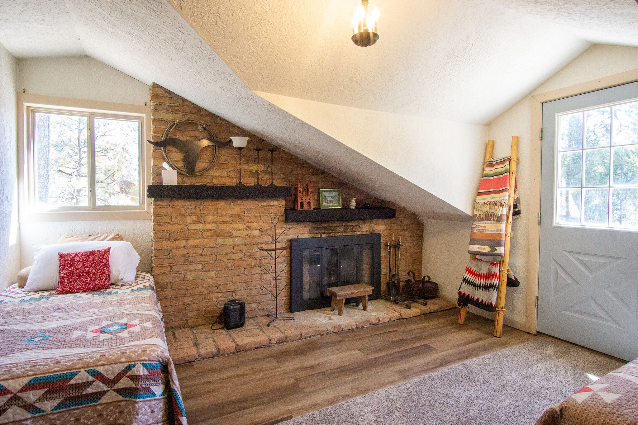 4 間睡房、免費 Wi-Fi、床單、方便輪椅出入