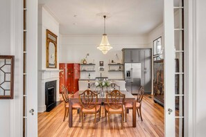 Dining - The Manor by Guesthouse Charleston- Grand Immaculately Restored Historic Home in Downtown Charleston (Charleston)