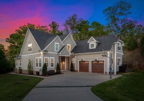 Exterior - Overlook Cove by SoCharm | Game room, basketball, board games, kayaking, and more (Mooresville)