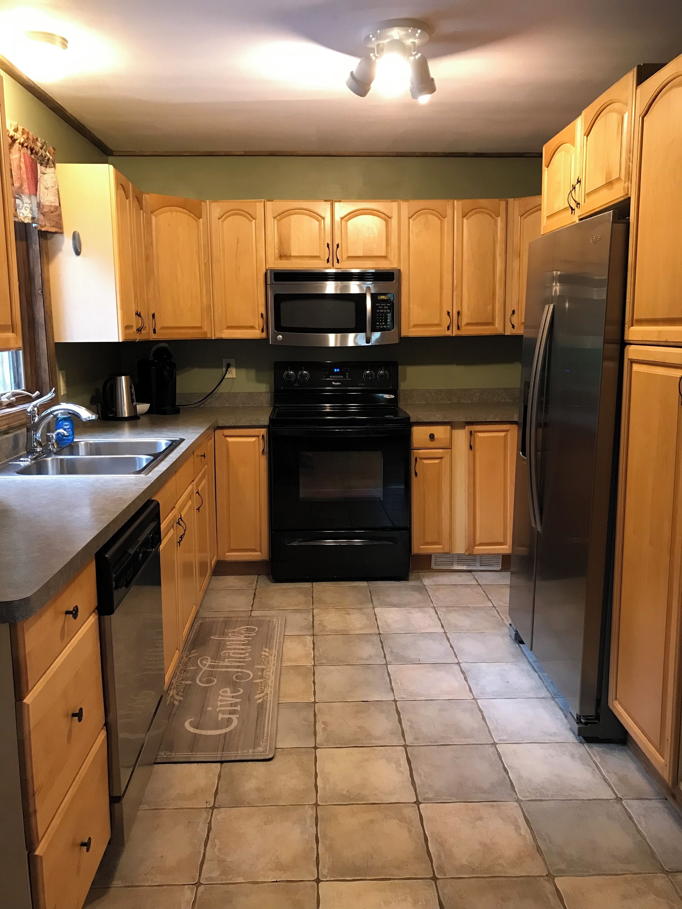 Convenient Country Home