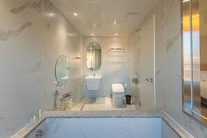 Premium Suite Spa | Private spa tub