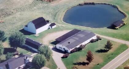 Peaceful Country Farmhouse