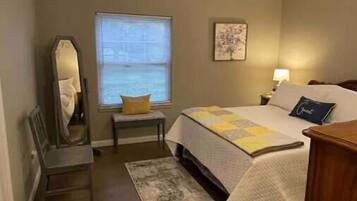 4 habitaciones, escritorio, tabla de planchar con plancha y wifi gratis