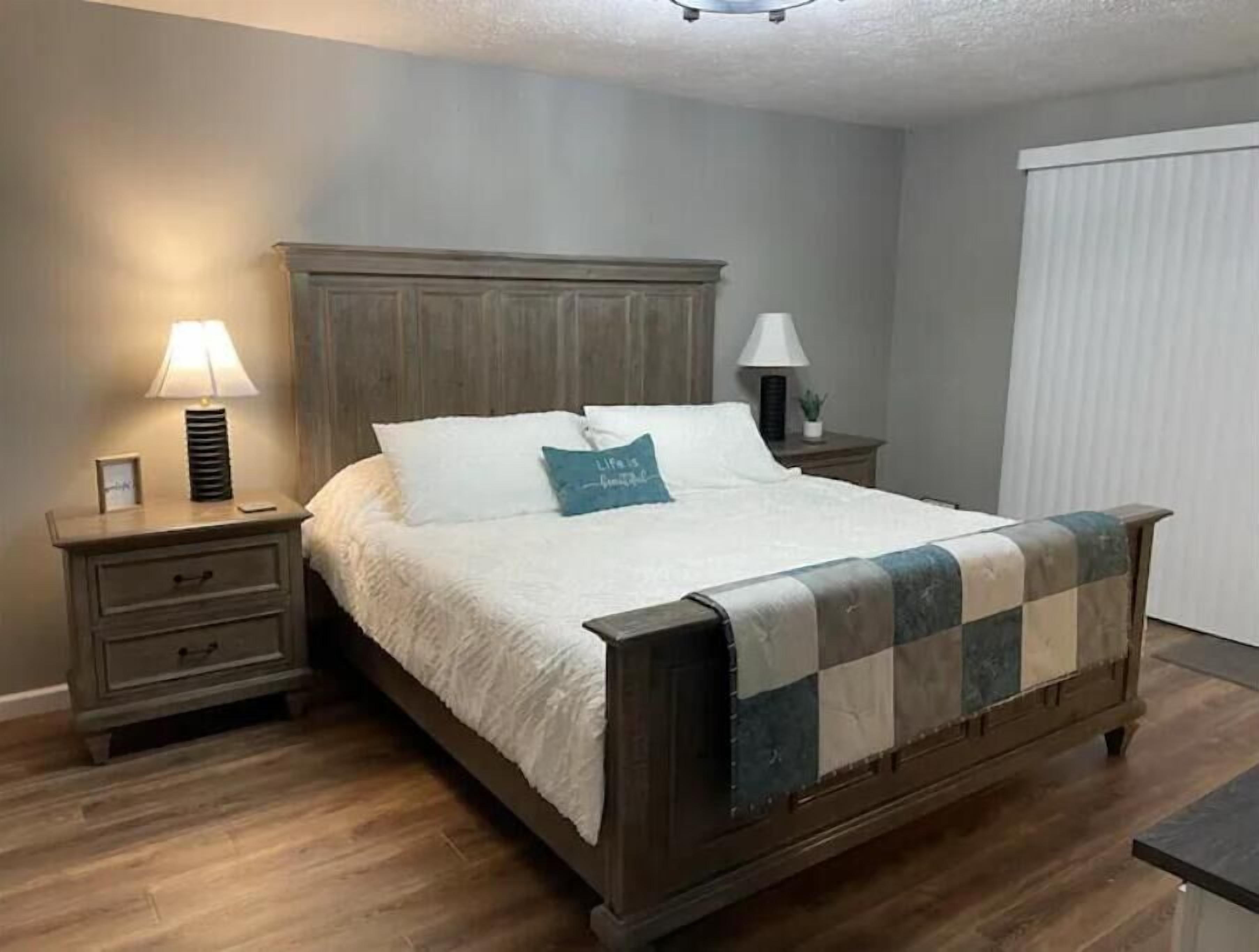 4 chambres, bureau, fer et planche à repasser, Wi-Fi gratuit