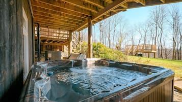 室外 SPA 浴池