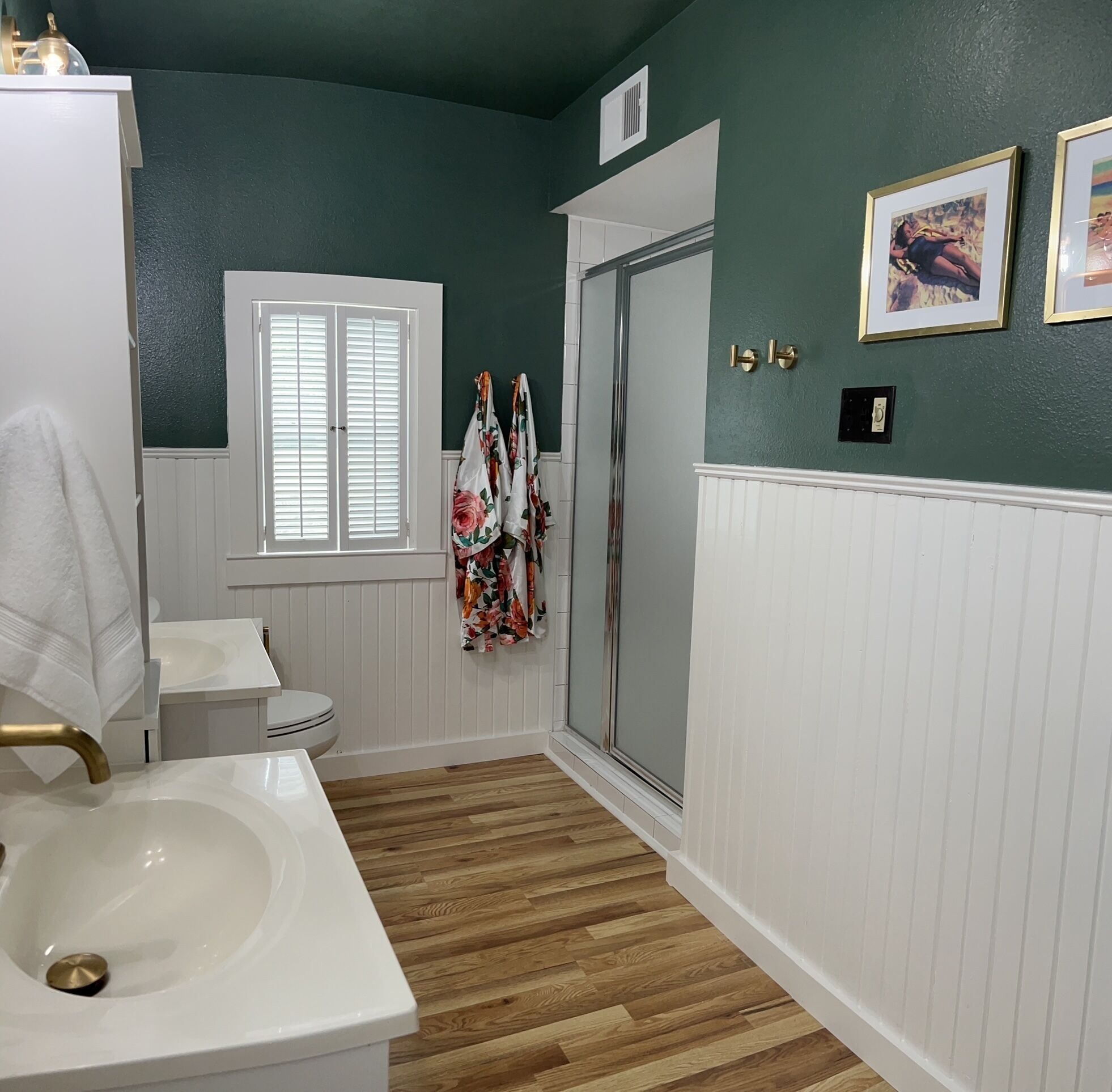 Spacious guesthouse located in the heart of Weatherford.