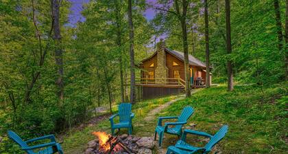 Minutes to Caves - 2 KINGS. Hot Tub. Games. Firepit. Close to Everything